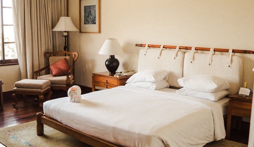 Guest Room, 1 très grand lit