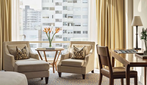 Club Junior Suite