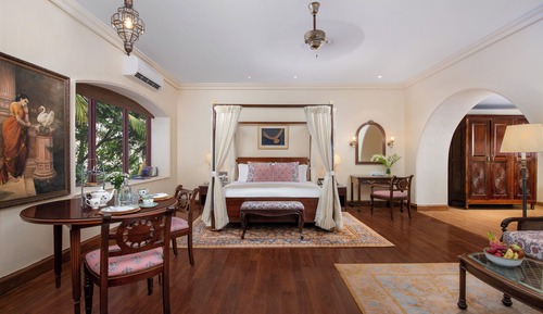 Suite Luxe, 1 très grand lit, vue jardin