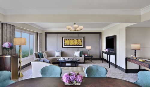 Suite Majestueuse, 1 très grand lit, vue piscine