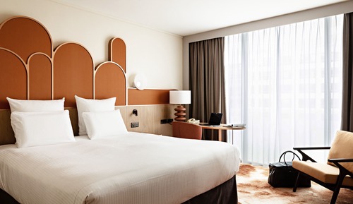 Chambre Supérieure, 1 très grand lit