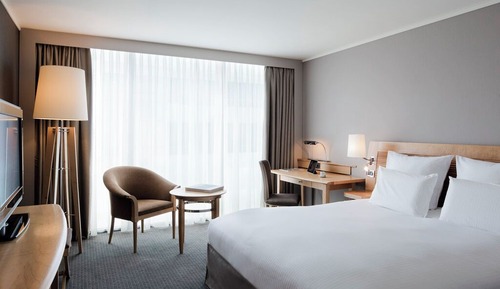 Chambre Classique, 1 très grand lit (High Floor)
