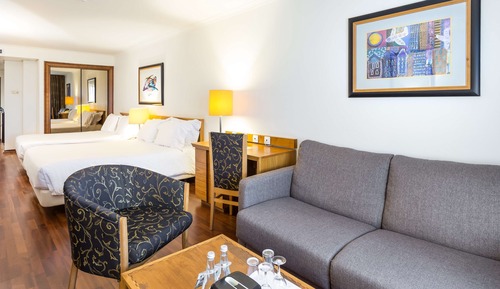Chambre Familiale