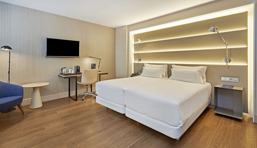 Chambre Supérieure (Extra Bed 2 adults + 1 child)