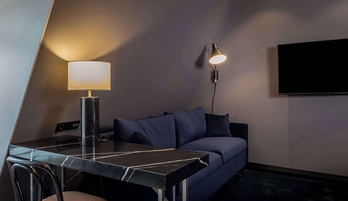 Chambre Supérieure, 1 très grand lit et 1 canapé-lit (Plus)