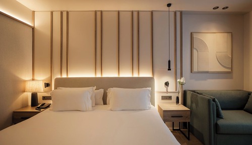 Chambre Supérieure (2 adults + 1 child)