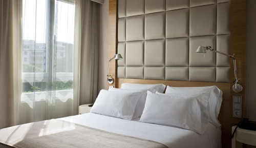Chambre Premium (Extra Bed 2 Adults + 1 Child)