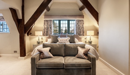 Suite Luxe, 1 très grand lit et 1 canapé-lit