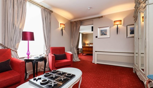 Suite Studio, 1 très grand lit, vue jardin