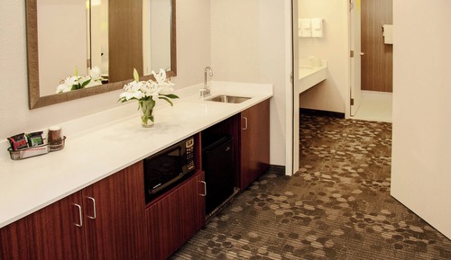 Suite, 1 chambre, vue cour intérieure (Hearing Accessible)