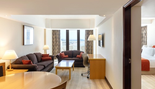 Suite Junior, 1 très grand lit, balcon