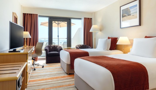 Chambre, 2 lits une place, balcon, vue mer