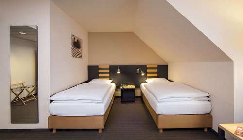 Chambre, 2 lits une place