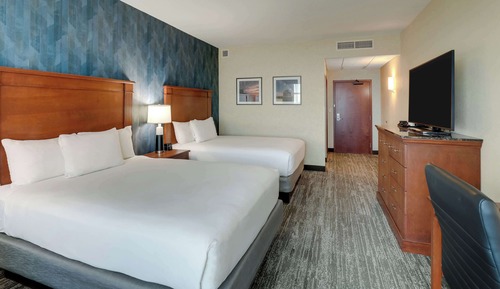 Chambre Deluxe, 2 grands lits, accessible aux personnes à mobilité réduite (Hearing Accessible)