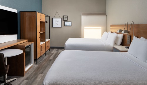Suite, 2 grands lits (Mobility/Hearing Accessible, Tub)