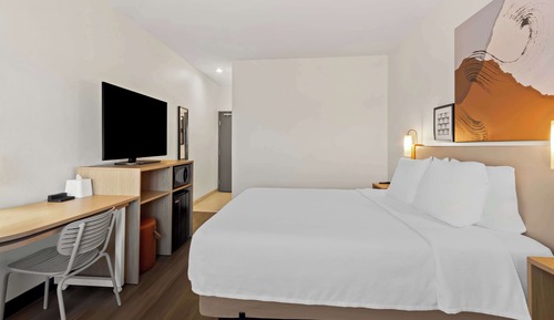 Chambre, 1 très grand lit