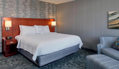 Chambre, 1 très grand lit et 1 canapé-lit, non-fumeurs