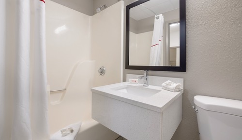 Chambre Supérieure, 1 très grand lit, non-fumeurs, baignoire à jets