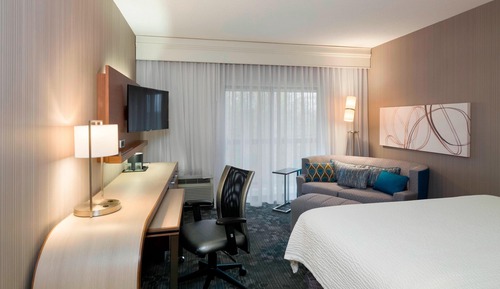Chambre, 1 très grand lit et 1 canapé-lit, non-fumeurs