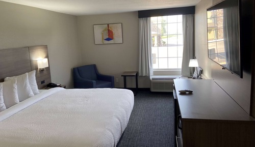 Chambre, 1 très grand lit, non-fumeurs