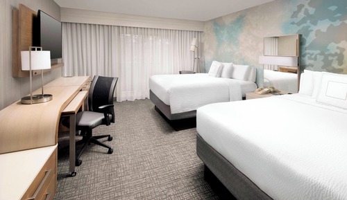Chambre, 2 grands lits (Mobility Accessible, Roll-In Shower)