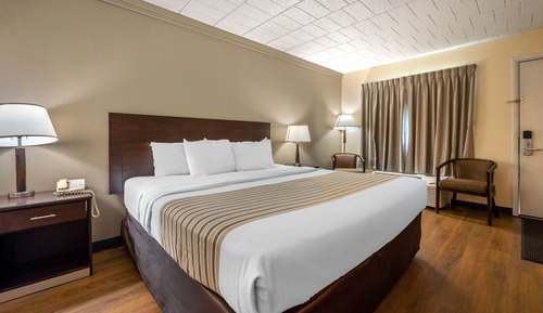 Chambre Standard, 1 grand lit, accessible aux personnes à mobilité réduite, non-fumeurs