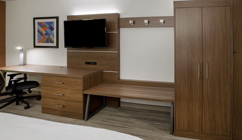 Chambre Standard, 1 très grand lit, balcon