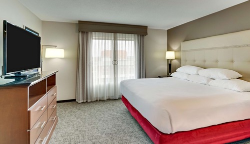 Suite, 1 très grand lit et 1 canapé-lit (2 Rooms, Hearing, Tub, Upper Floor)