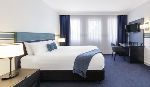 Chambre Double Standard, 1 grand lit