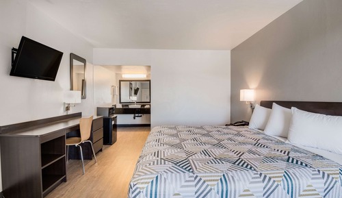 Chambre Standard, 1 très grand lit, accessible aux personnes à mobilité réduite, non-fumeurs