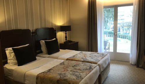 Chambre Supérieure avec lits jumeaux