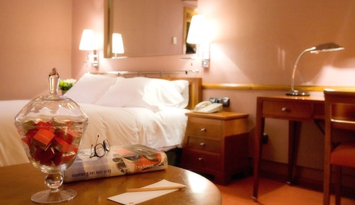 Chambre Supérieure Double ou avec lits jumeaux
