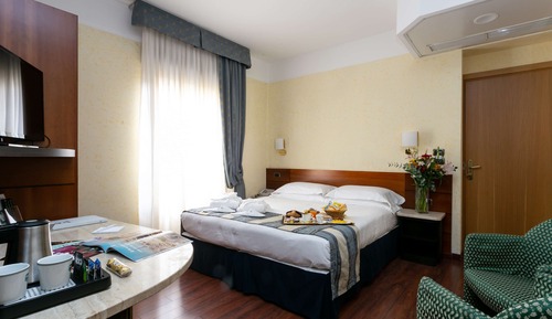 Chambre Deluxe, 1 très grand lit