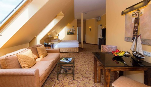Chambre Confort, 1 lit double, en bord de lac