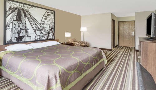 Chambre, 1 très grand lit, accessible aux personnes à mobilité réduite, non-fumeurs (Mobility)