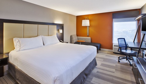 Chambre Standard, 1 très grand lit, accessible aux personnes à mobilité réduite (Roll-In Shower)