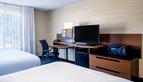 Chambre, 2 grands lits, non-fumeurs (Mobility Accessible, Tub)