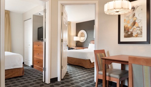 Suite, 2 chambres, non-fumeurs (Mobility/Hearing Accessible, Tub)