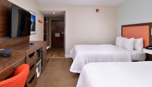 Chambre, 2 grands lits, accessible aux personnes à mobilité réduite, non-fumeurs