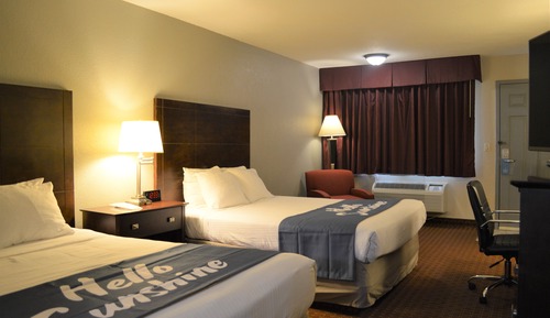 Chambre, 2 grands lits, accessible aux personnes à mobilité réduite, non-fumeurs (Mobility)