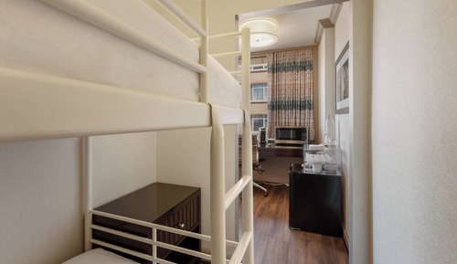 Chambre (Bunk)