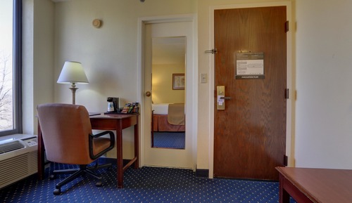 Chambre Standard, 1 grand lit, non-fumeurs, réfrigérateur