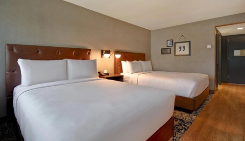 Chambre, 2 grands lits, non-fumeurs (Mobility/Hearing Access, Roll-In Shwr)