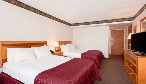 Chambre, 2 grands lits, non-fumeurs (Main Level)