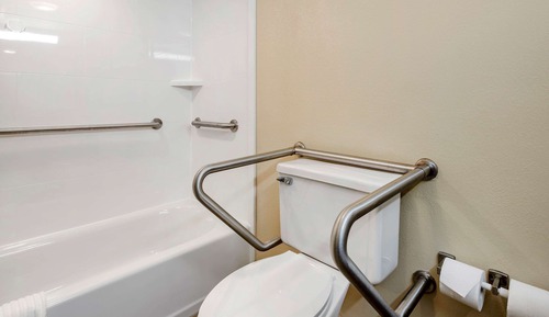 Suite, 1 très grand lit et 1 canapé-lit, accessible aux personnes à mobilité réduite, non-fumeurs