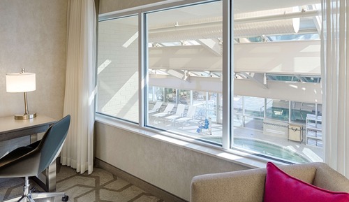 Chambre, 1 très grand lit, accessible aux personnes à mobilité réduite, baignoire (Mobility)