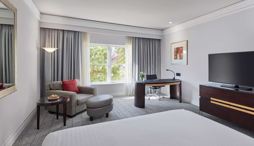 Chambre, 1 très grand lit