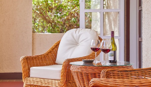 Chambre, 1 très grand lit, balcon (Heritage)