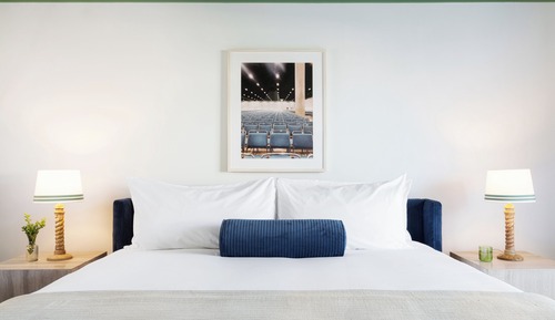 Chambre Standard, 1 très grand lit, vue montagne (King ADA with Tub)