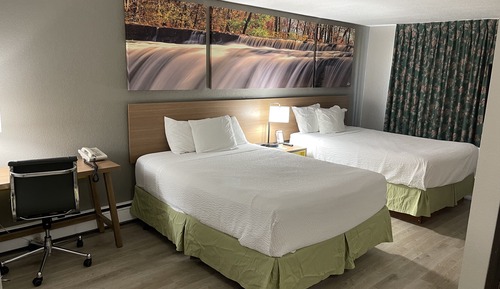 Chambre, 2 grands lits